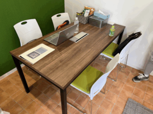 つくば市の株式会社FLAGUP 伐採木受入れ施設　WOOD BASE TSUKUBA-打ち合わせスペース